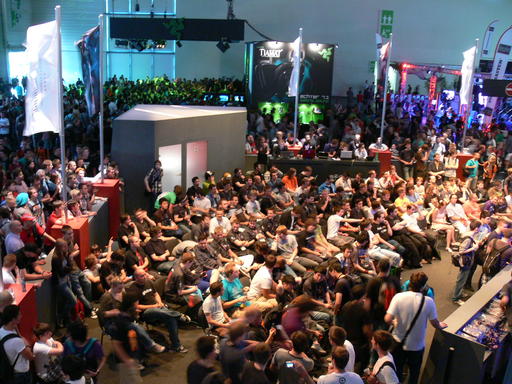 DOTA 2 - GamesCom 2011: Итоги турнира, награждение и фото отчет